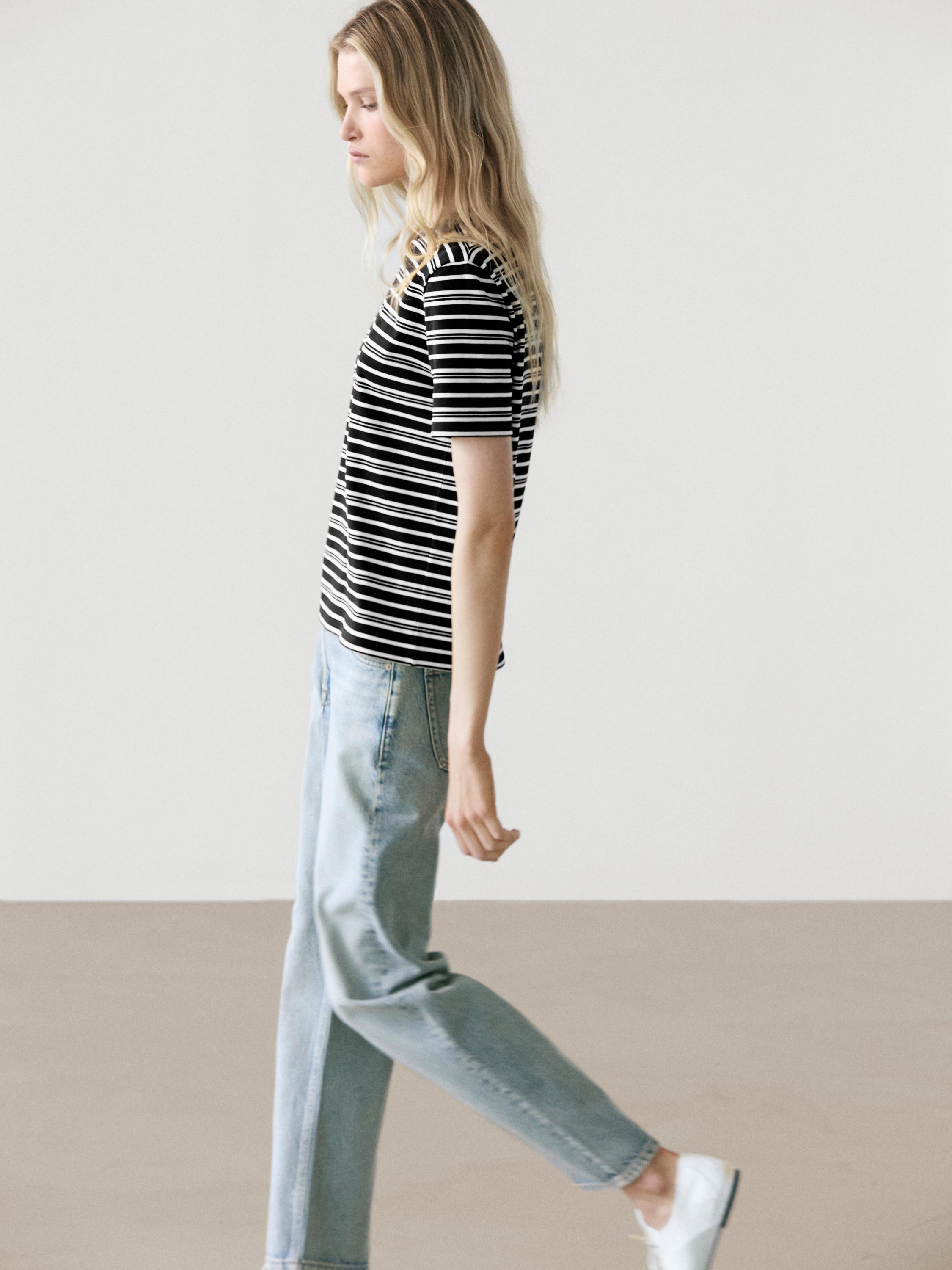 Striped short sleeve T-shirt